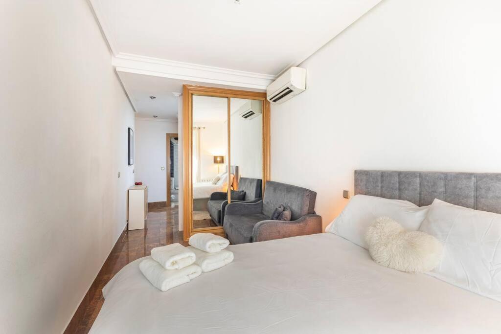 Apartamento En Madrid Centro ภายนอก รูปภาพ